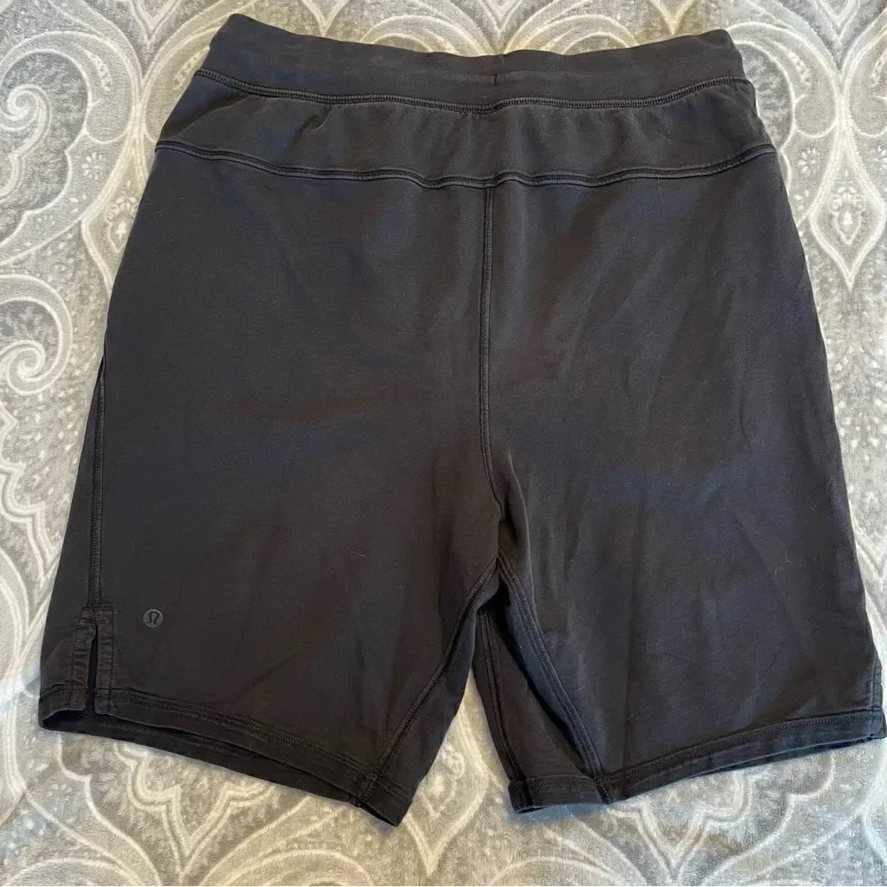 Lululemon Clock Out Short 11" black - Picture 3 of 5